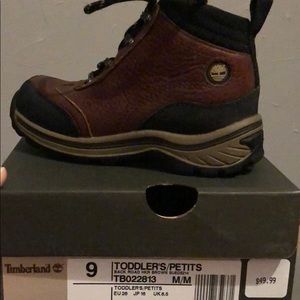 Timberland toddler boots. Waterproof.